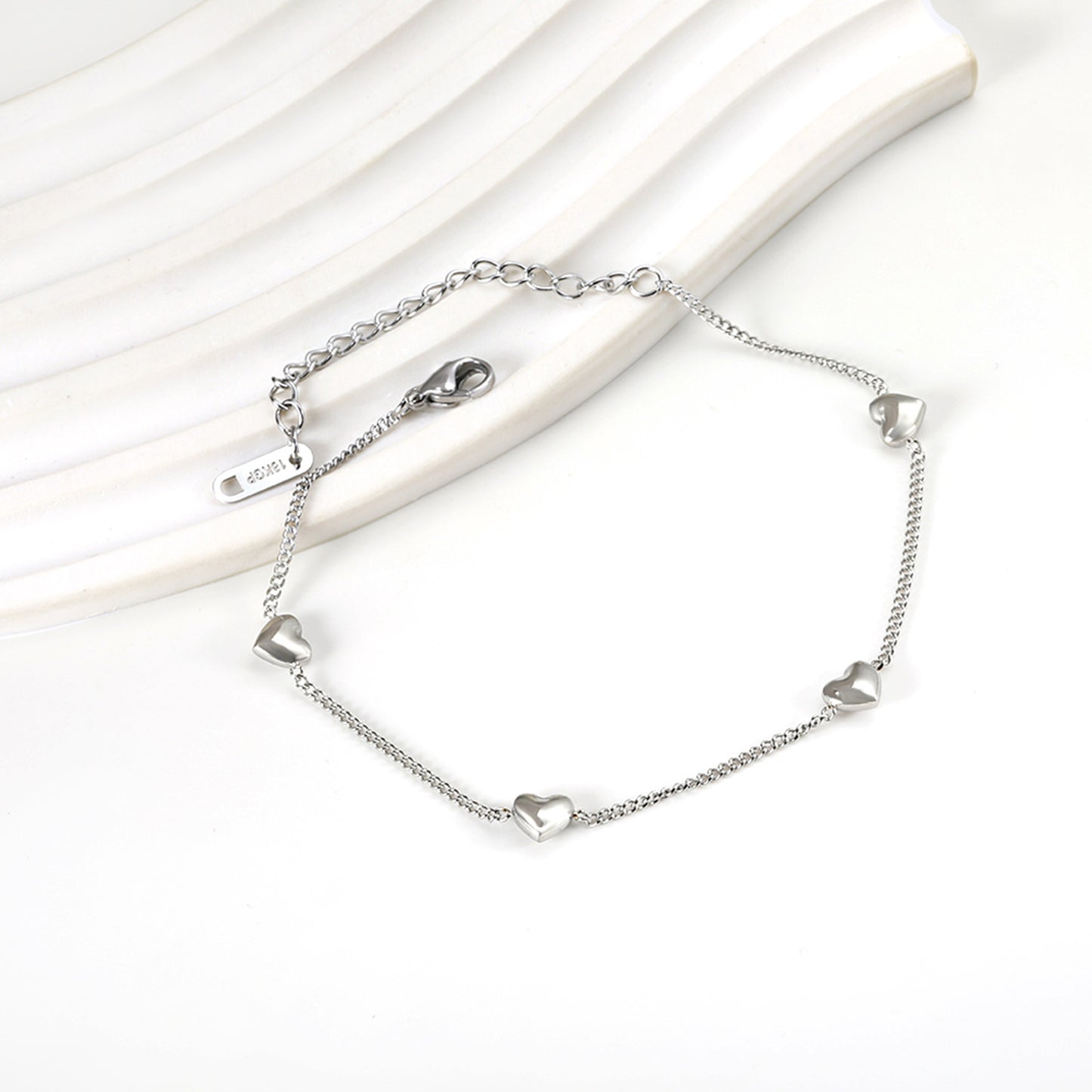 Dainty Love Heart Bracelet